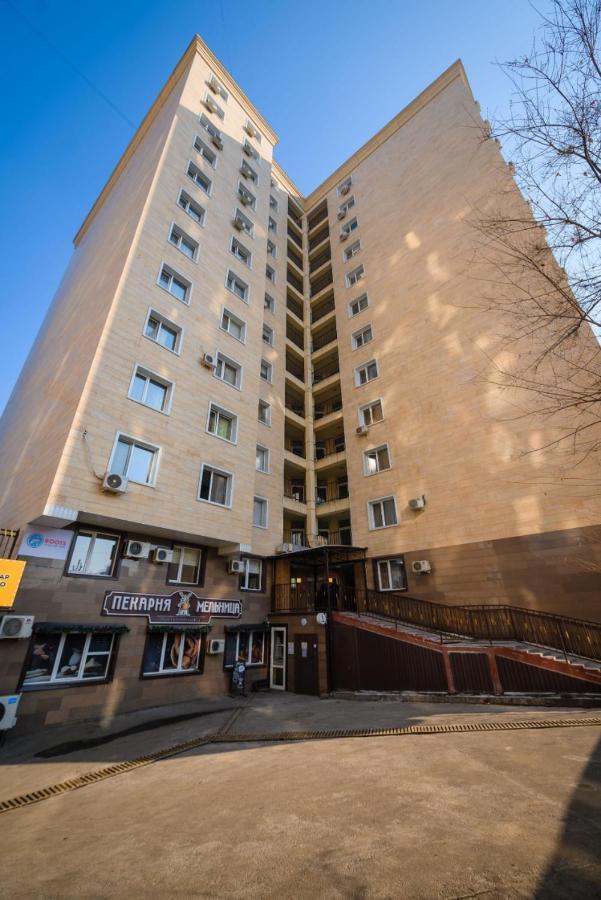 1-Ком Кв В Жк Молодежный Alma-Ata Buitenkant foto